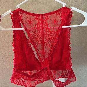 Bundle of three Victoria’s Secret bandeaus.